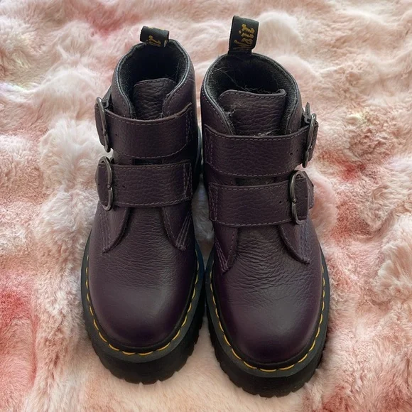 Devon Heart Dr. Martens - Picture 2 of 8